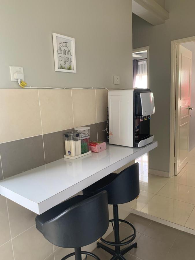 Dnaura Homestay Batu Buruk Terengganu Kuala Terengganu Exterior foto