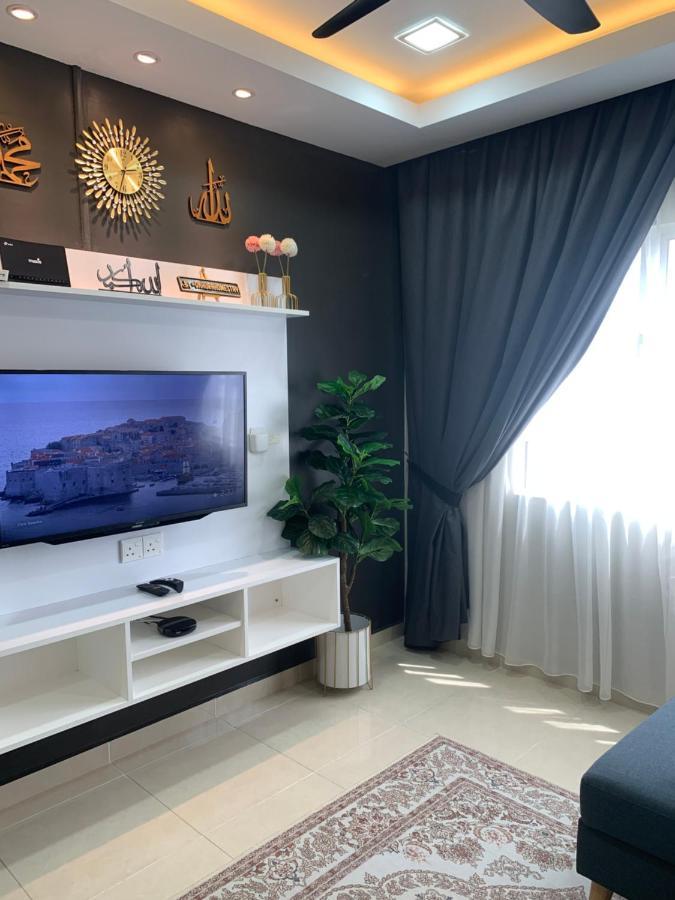 Dnaura Homestay Batu Buruk Terengganu Kuala Terengganu Exterior foto